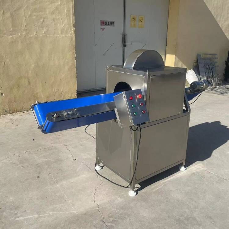 Automatic winter melon half cutting machine