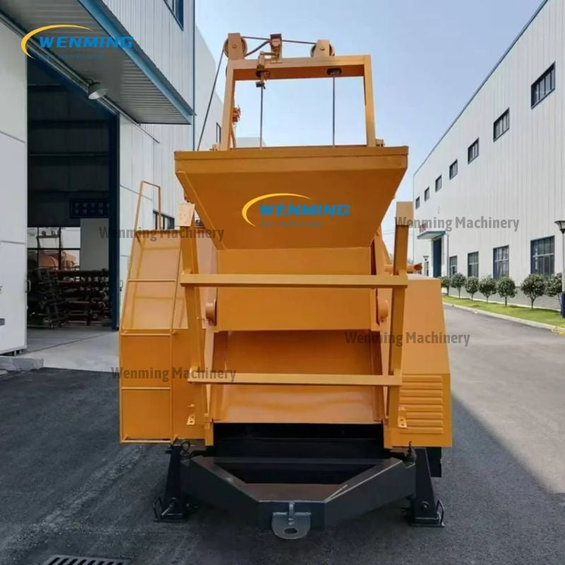Mobile Concrete Mixer with Pump