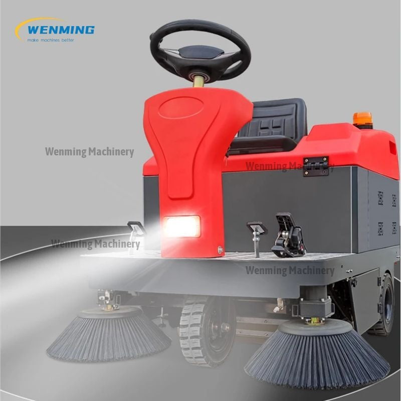 Mechanical Road Cleaner Machine