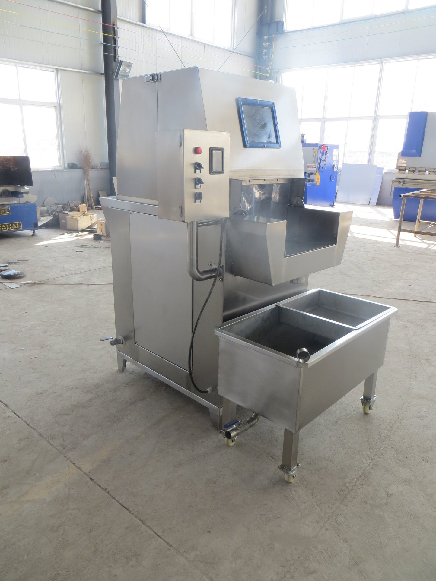 Saline Injection Machine